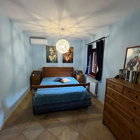 Falesia Del Neirone Holiday home