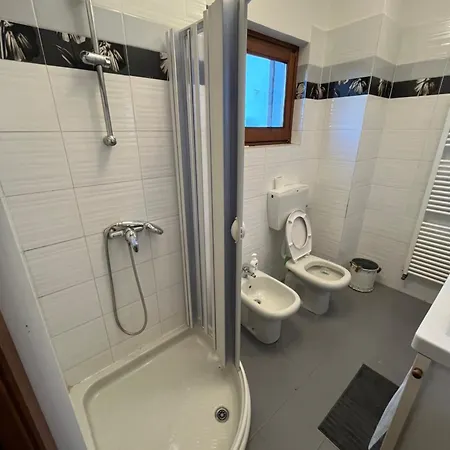 Falesia Del Neirone Casa vacanze *